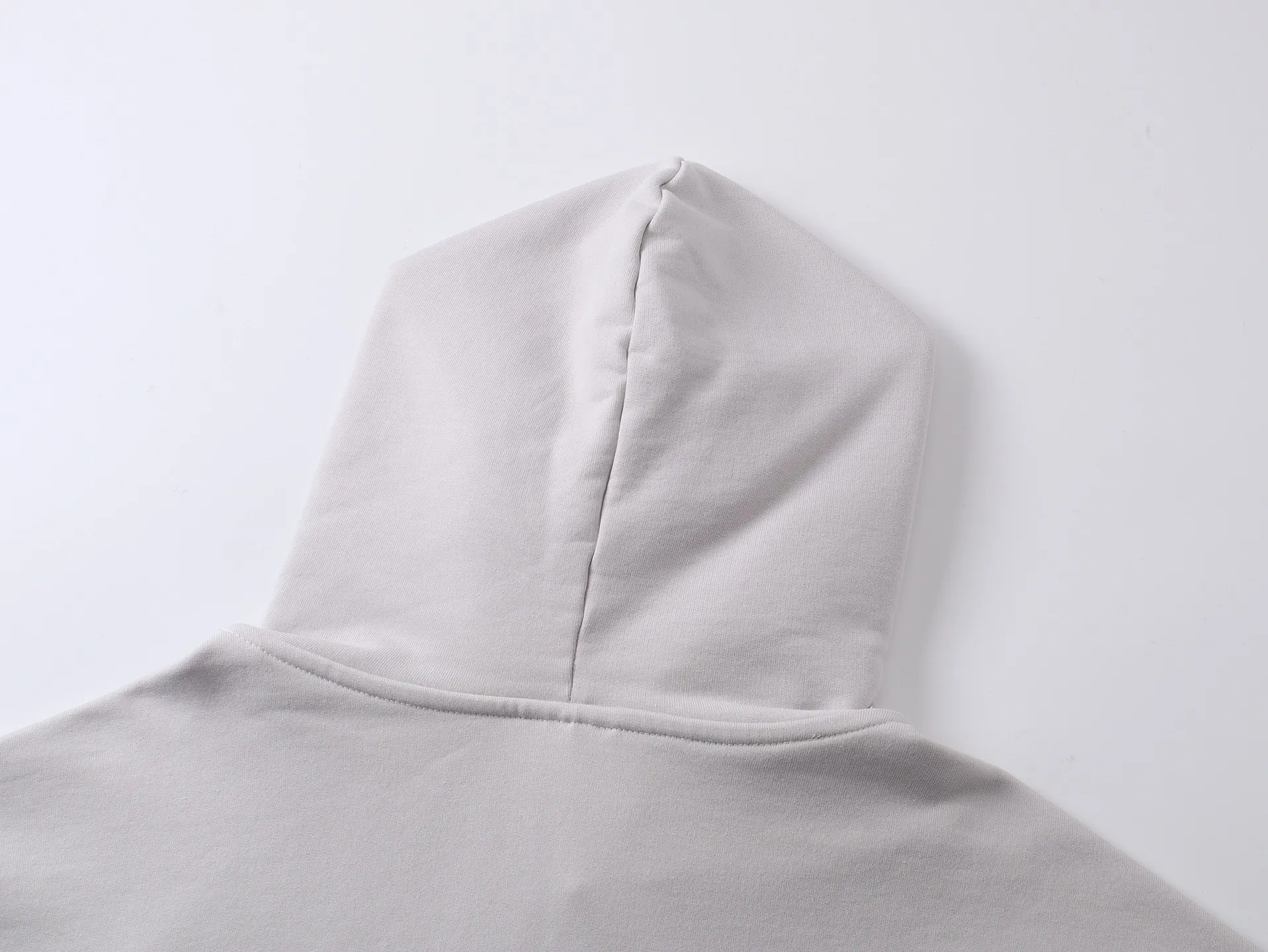 BALENCI*GA hithg there+dripley . . . . . . . 460g . Same Style -Color： Gray -SIZE：Xs S M L 8981#